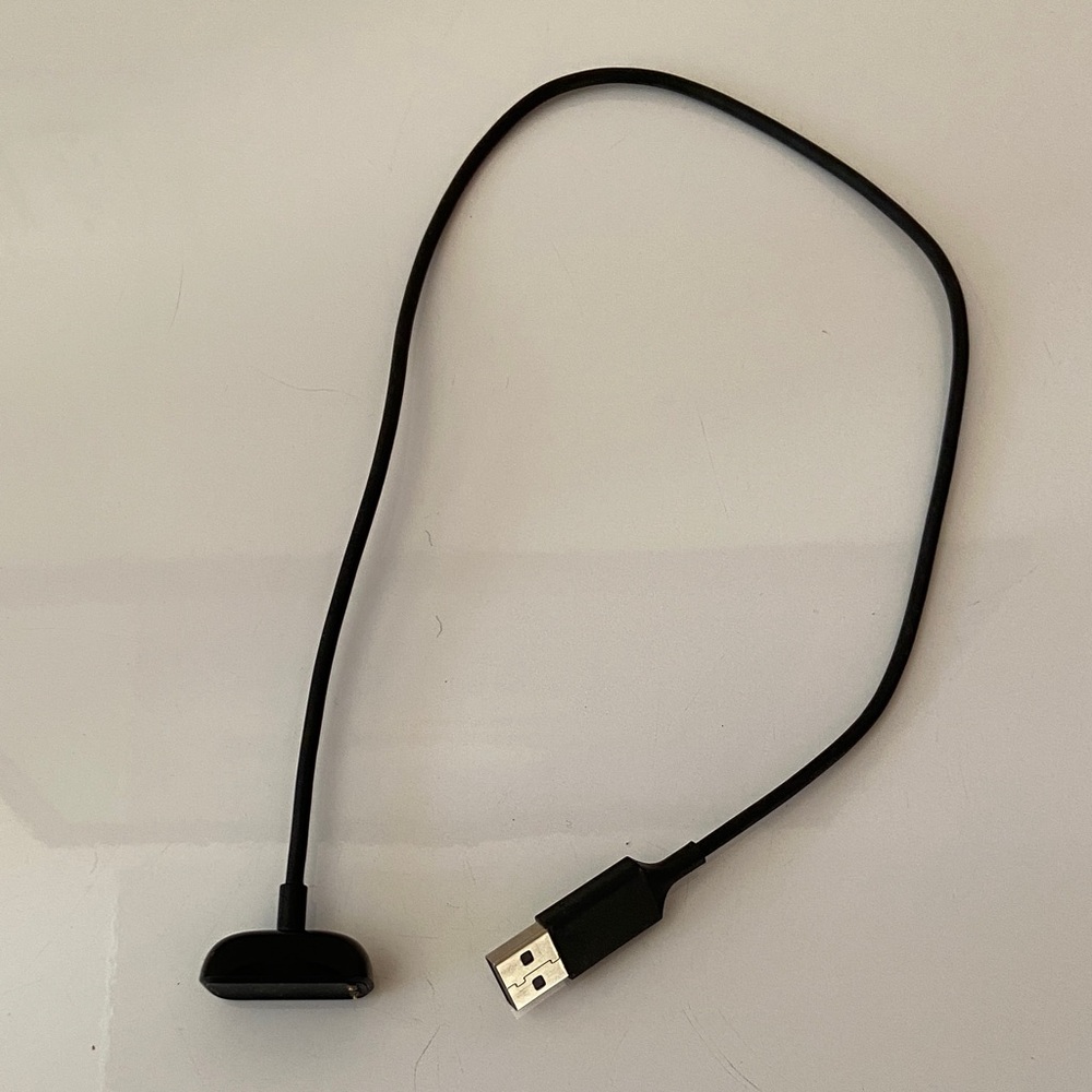Fitbit Charge 5 charging cord